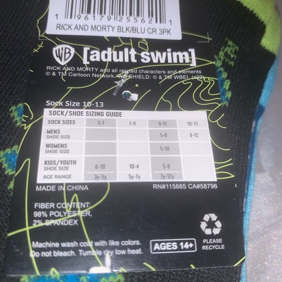ADULT SWIM Rick and Morty Socks 3-Pack - Picture 10 of 12